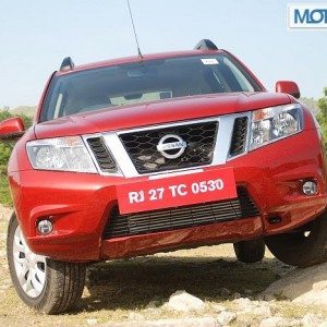 Nissan Terrano Review Pics