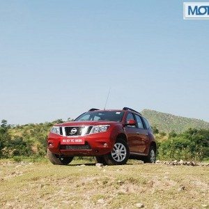 Nissan Terrano Review Pics