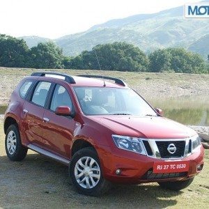 Nissan Terrano Review Pics