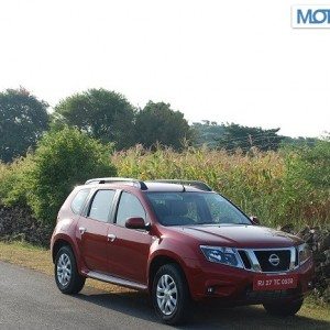 Nissan Terrano Review Pics