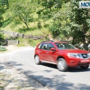 Nissan Terrano Review Pics