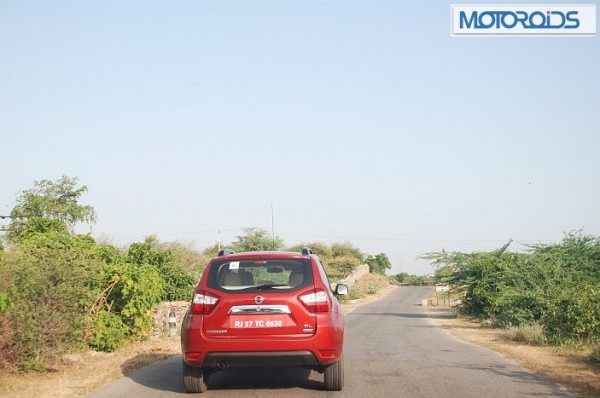 Nissan-Terrano-Review-Pics-1 (9)