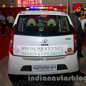 Tata Nano delhi police pcr pics