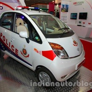 Tata Nano delhi police pcr pics