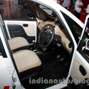 Tata Nano delhi police pcr pics