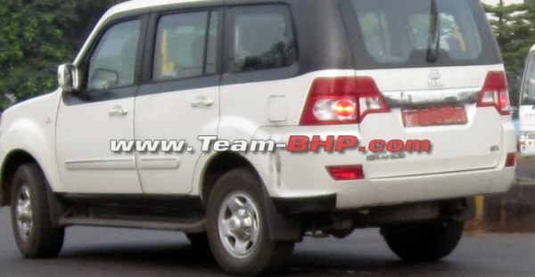 Tata-Sumo-Grande-facelift-spy-pics-1