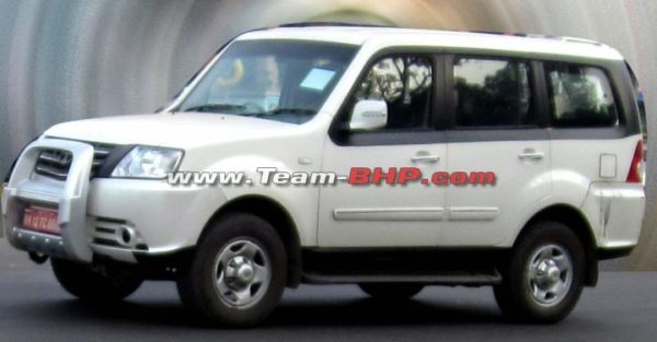 Tata-Sumo-Grande-facelift-spy-pics-4