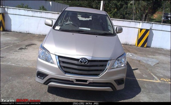 Toyota-Innova-facelift-pics-1