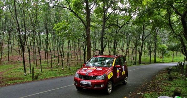 mahindra off roading (2)