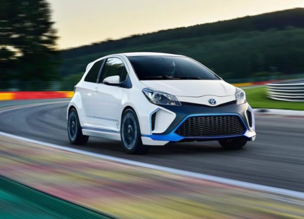 toyota-yaris-hybrid-r-concept-frankfurt