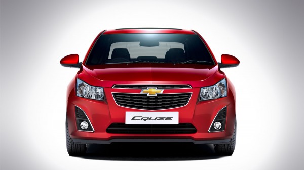 2013-Chevrolet-Cruze-India-Pics-3