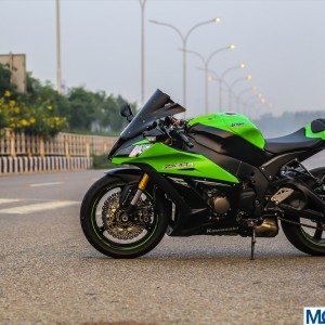 Kawasaki Ninja ZXR Review