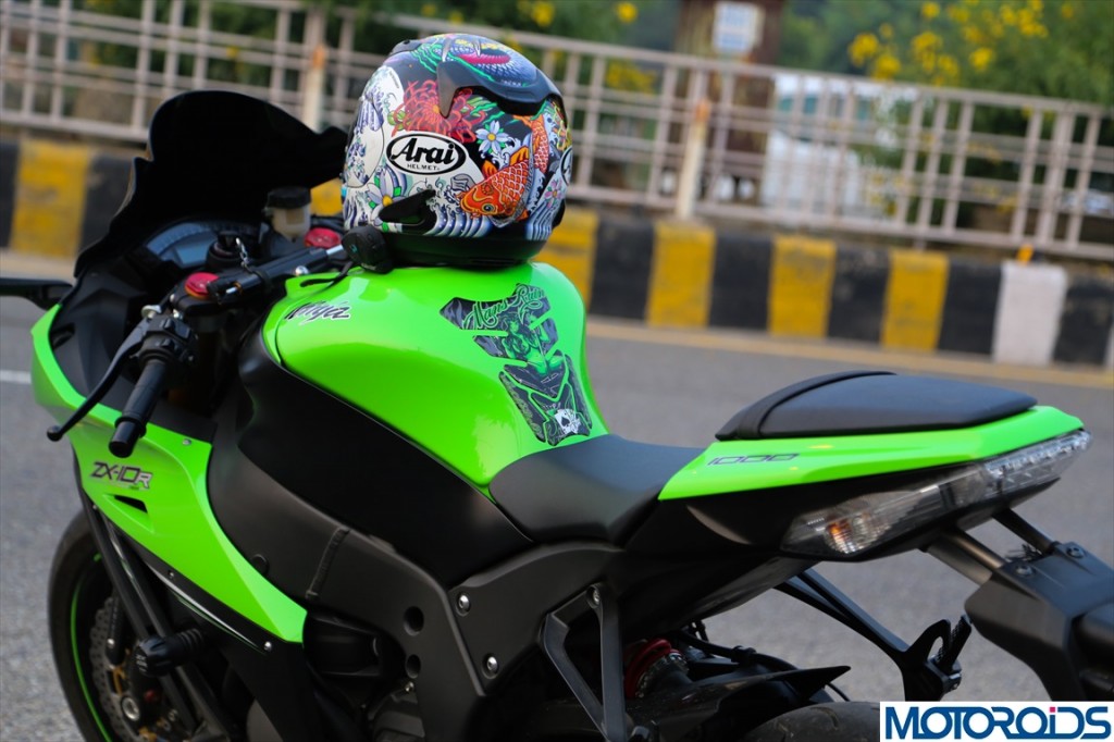 2013 Kawasaki Ninja ZX10R Review (29)