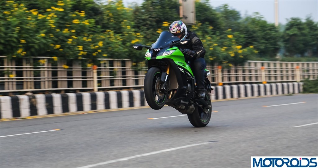 2013 Kawasaki Ninja ZX10R Review (35)