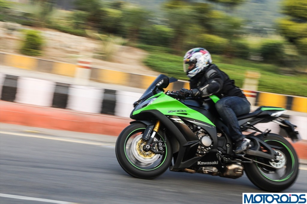 2013 Kawasaki Ninja ZX10R Review (54)