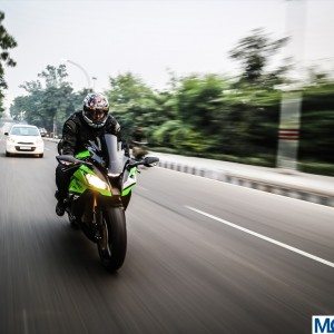 Kawasaki Ninja ZXR Review