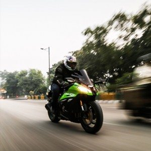 Kawasaki Ninja ZXR Review