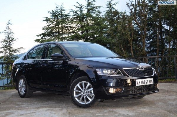 2013-Skoda-Octavia-India-launch-pics-specs-price-1 (111)