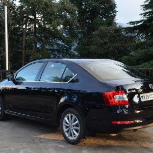 Skoda Octavia India launch pics specs price