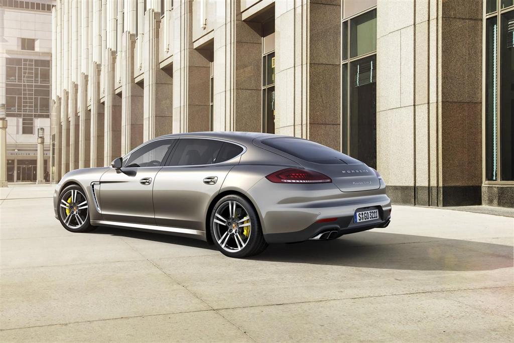 2014 Porsche Panamera Turbo S-3