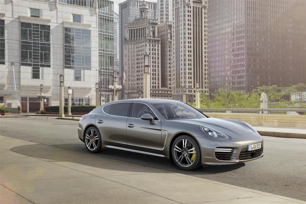 2014 Porsche Panamera Turbo S-4