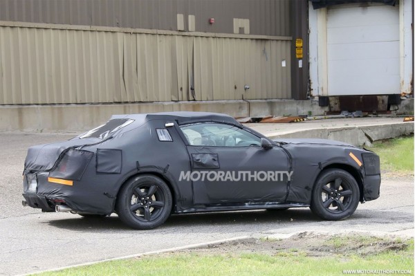 2015-ford-mustang-pics-3