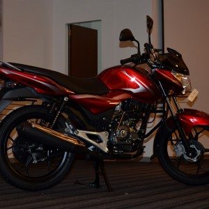 Bajaj Disover M Review pics specs