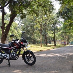 Bajaj Disover M Review pics specs