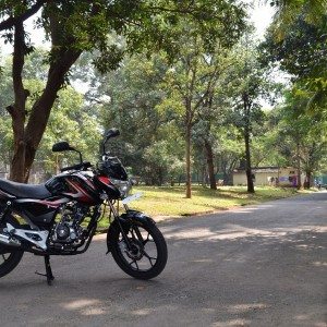 Bajaj Disover M Review pics specs