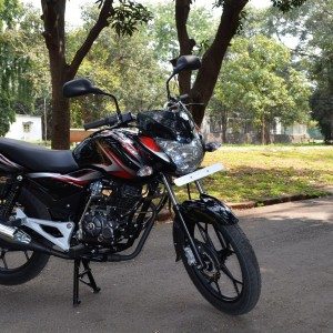 Bajaj Disover M Review pics specs