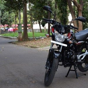 Bajaj Disover M Review pics specs