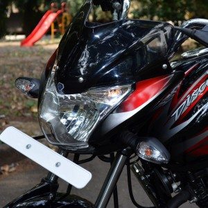 Bajaj Disover M Review pics specs