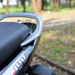 Bajaj Disover M Review pics specs