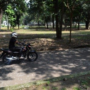 Bajaj Disover M Review pics specs