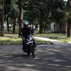 Bajaj Disover M Review pics specs