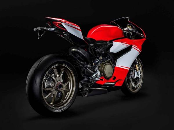 Ducati  Panigale Superleggera