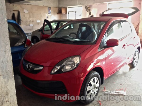 Honda-Brio-Exclusive-Edition-pics- (4)