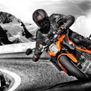 KTM  Super Duke R pics