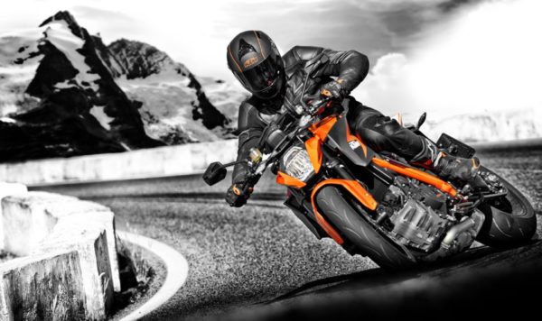 KTM1290 Super Duke R (7)