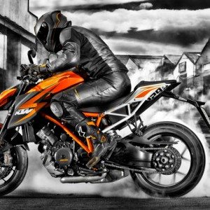 KTM Super Duke R