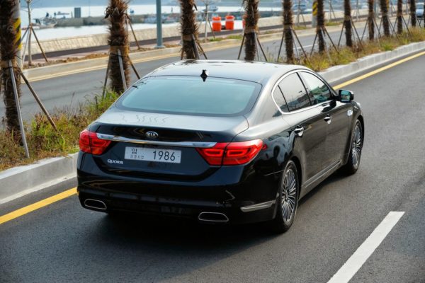 Kia-K900-Pics-3