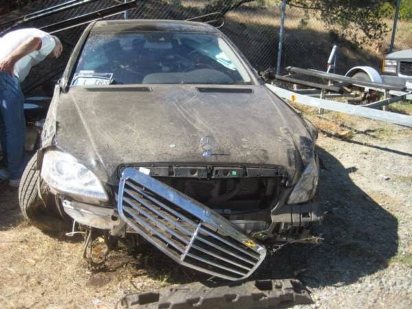 Mercedes-S-Class-accident