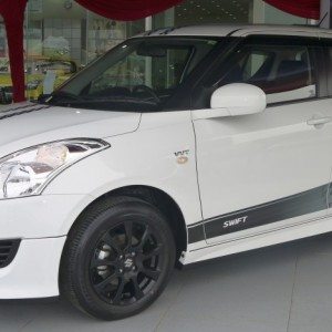 Suzuki Swift RR Limited Edition Pics