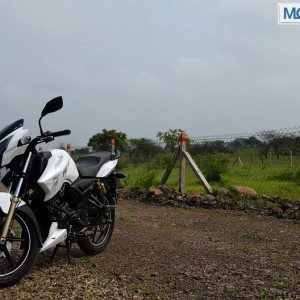 TVS Apache Review Pics