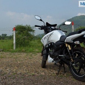 TVS Apache Review Pics