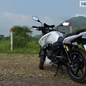 TVS Apache Review Pics