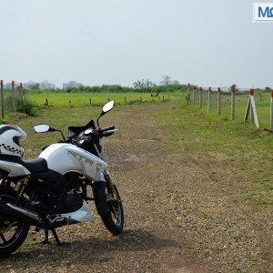 TVS Apache Review Pics