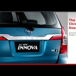 Toyota Innova facelift price pics wood finish armrest panel