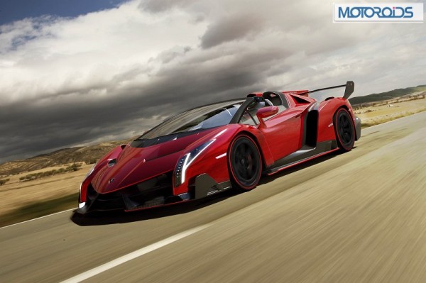 Veneno Roadster_1