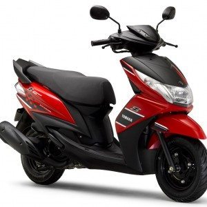 Yamaha Ray activa rival